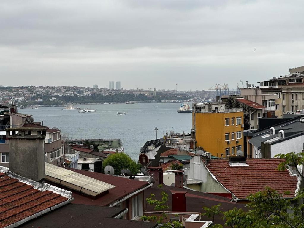 Levanten Hostel Istanbul Exterior photo