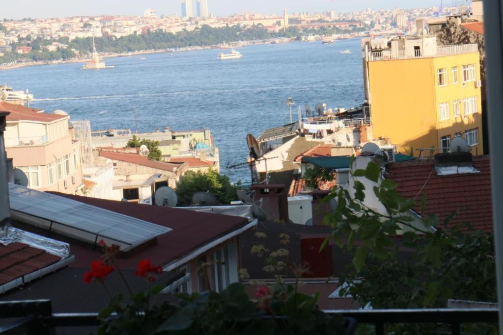 Levanten Hostel Istanbul Exterior photo